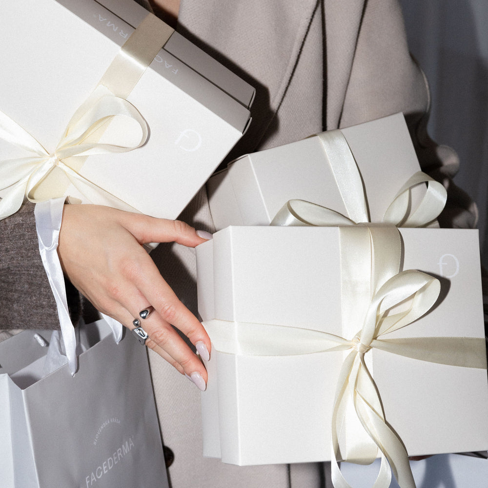 VIANOČNÝ REVITALIZAČNÝ SET: Sérum kyseliny hyalurónovej + Sérum s vitamínom A